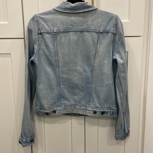 Levi’s Original Trucker Jean Jacket - Picture 5 of 12
